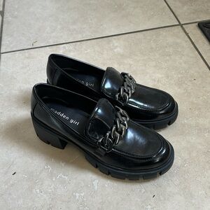 Madden girl black loafers with chain